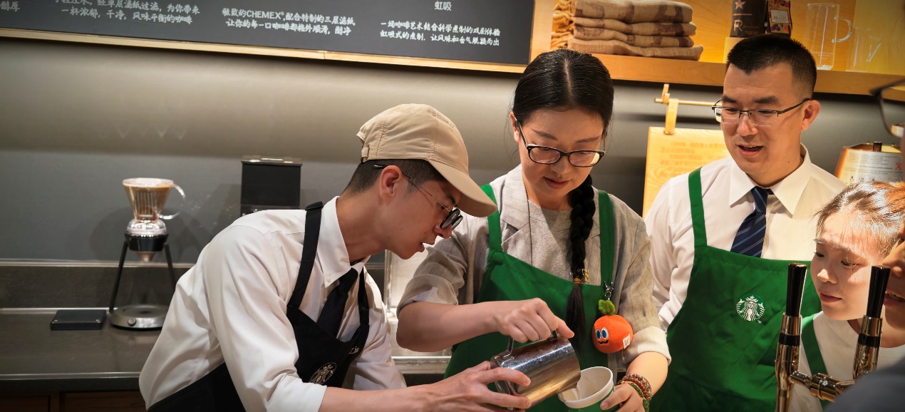图片包含 游戏机描述已自动生成